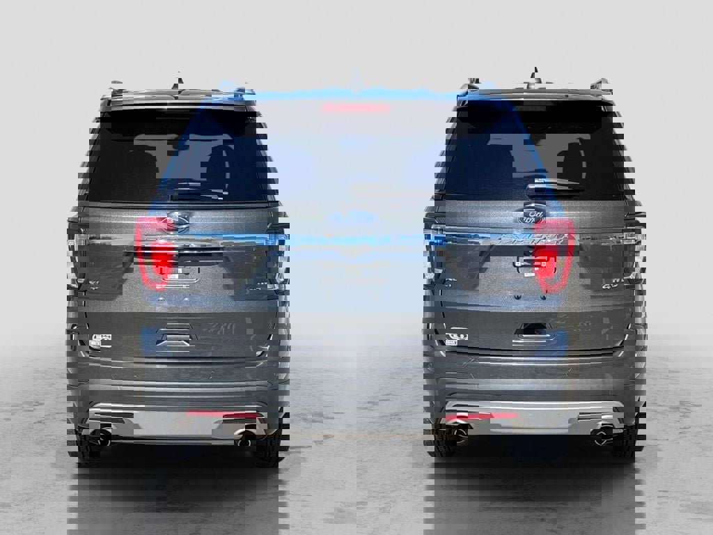 Used 2017 Ford Explorer XLT AWD/4WD image 4