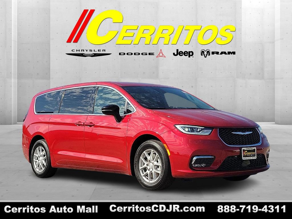 New 2026 Chrysler Pacifica Select