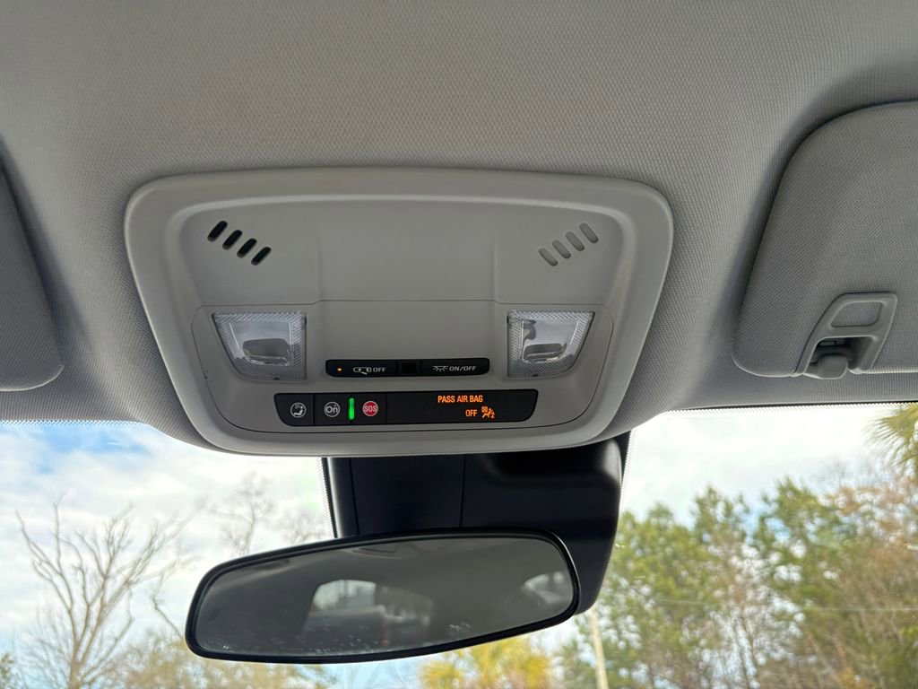 Used 2025 Chevrolet Malibu LT image 26