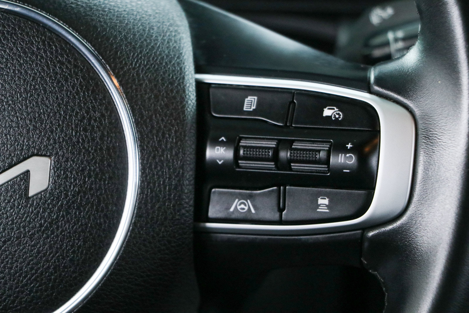 Used 2025 Kia K5 GT-Line FWD image 14