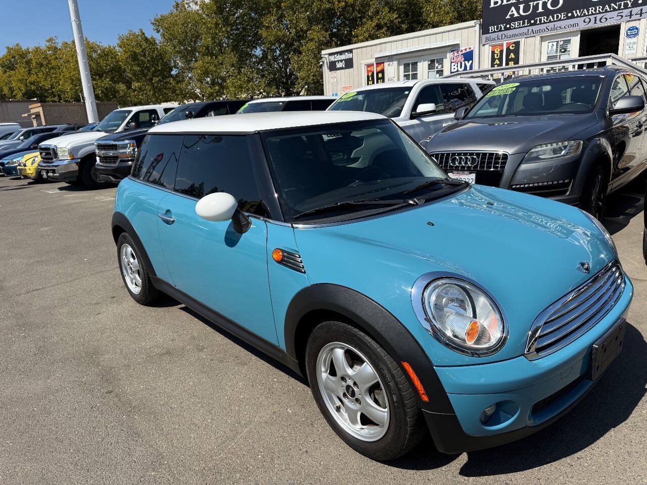 Used 2010 MINI Cooper Hardtop FWD image 3