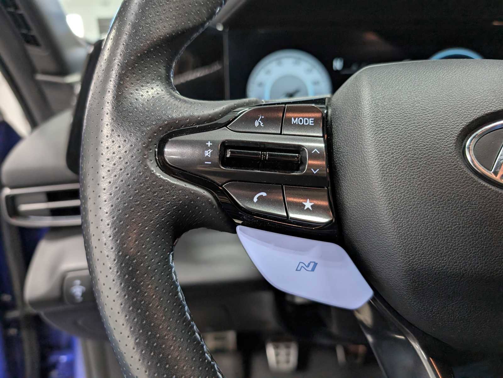 Used 2023 Hyundai Elantra N image 33