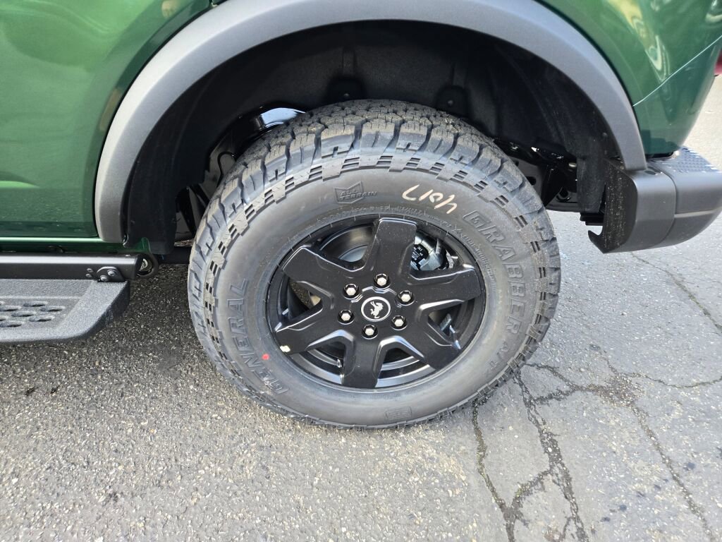 New 2025 Ford Bronco Big Bend w/ Black Diamond Package image 9