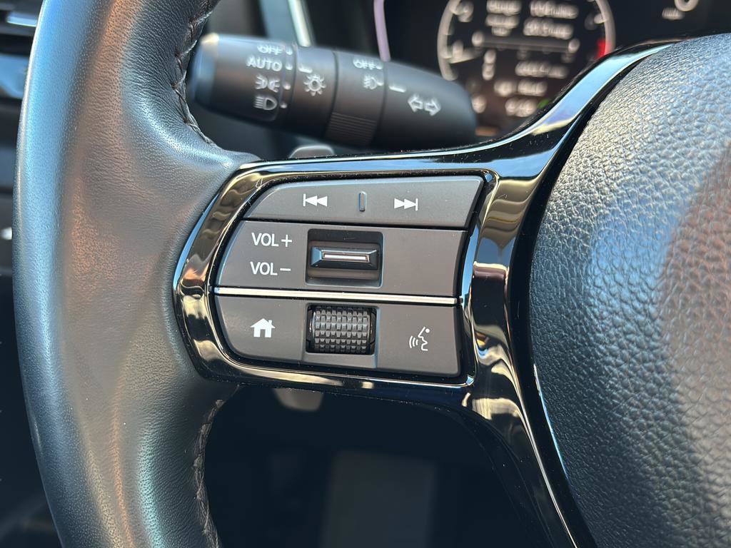 Used 2023 Honda Pilot Touring image 26