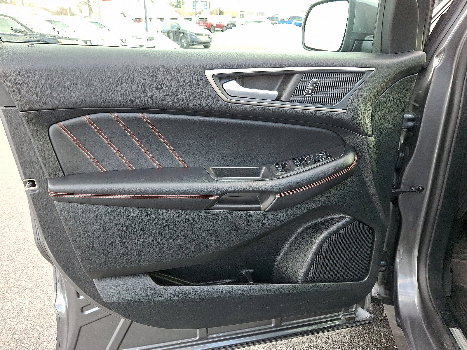 Used 2023 Ford Edge ST-Line image 15