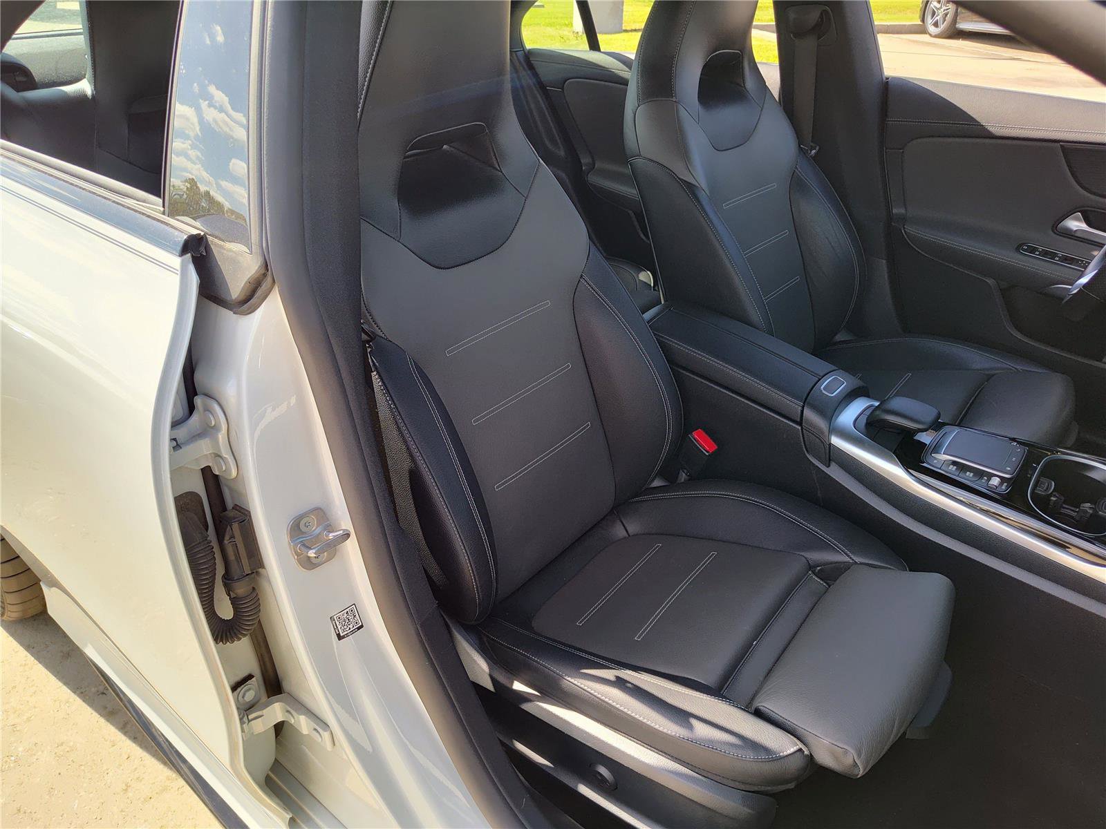 Used 2023 Mercedes-Benz CLA 35 AMG AMG CLA 35 image 22