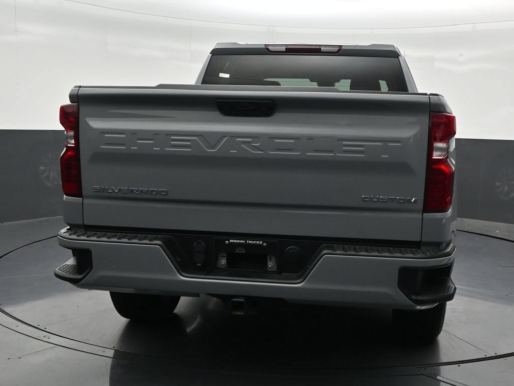 Used 2024 Chevrolet Silverado 1500 Custom RWD image 4