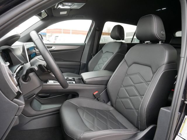 Certified 2025 Volkswagen Atlas Cross Sport SE FWD image 15