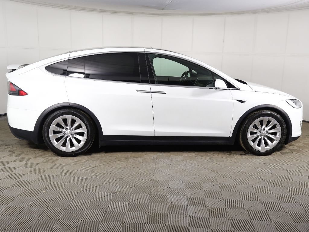 Used 2020 Tesla Model X Long Range AWD/4WD image 16