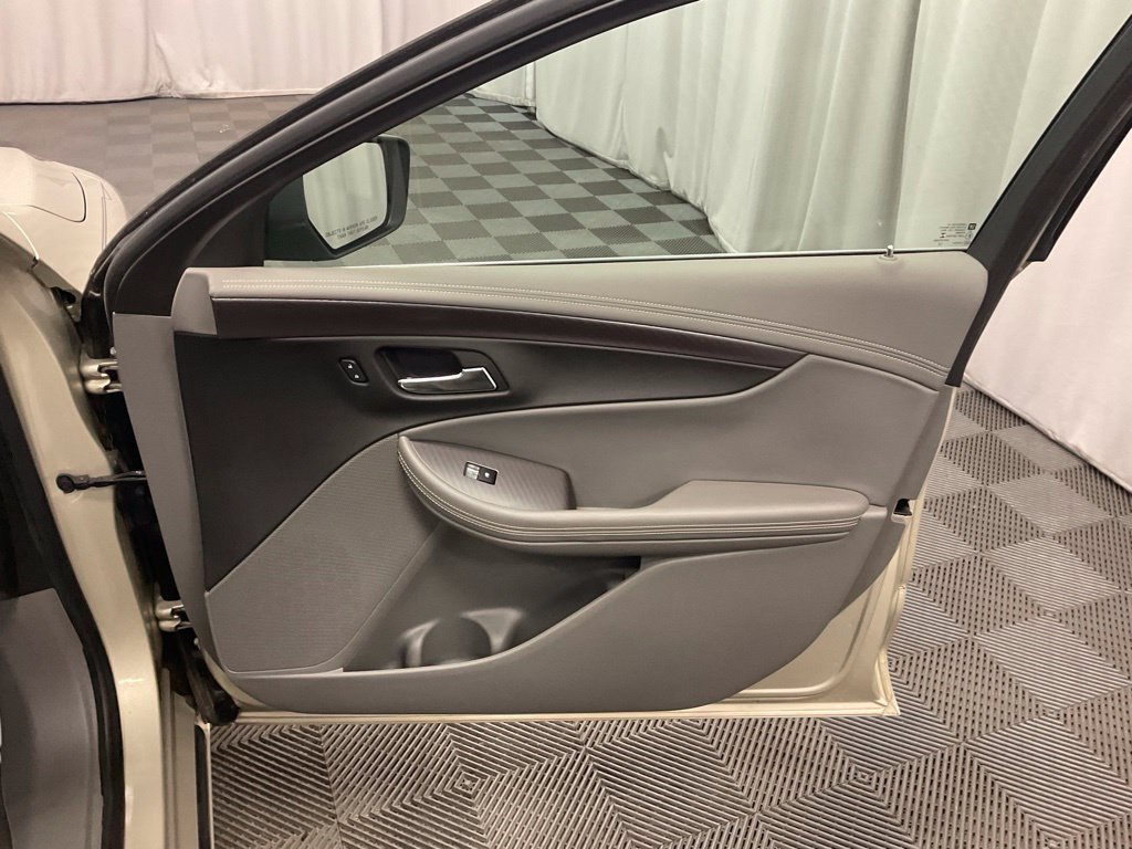 Used 2014 Chevrolet Impala LS FWD image 27