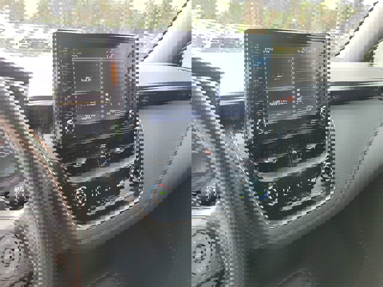 Used 2022 Toyota Corolla SE image 23