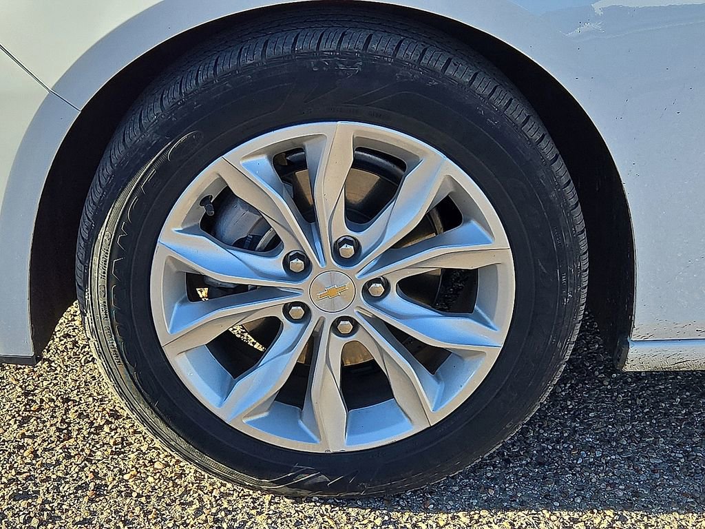 Used 2024 Chevrolet Malibu LT image 10