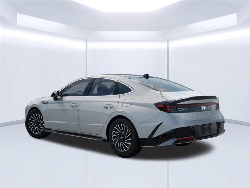 New 2026 Hyundai Sonata Limited FWD image 5