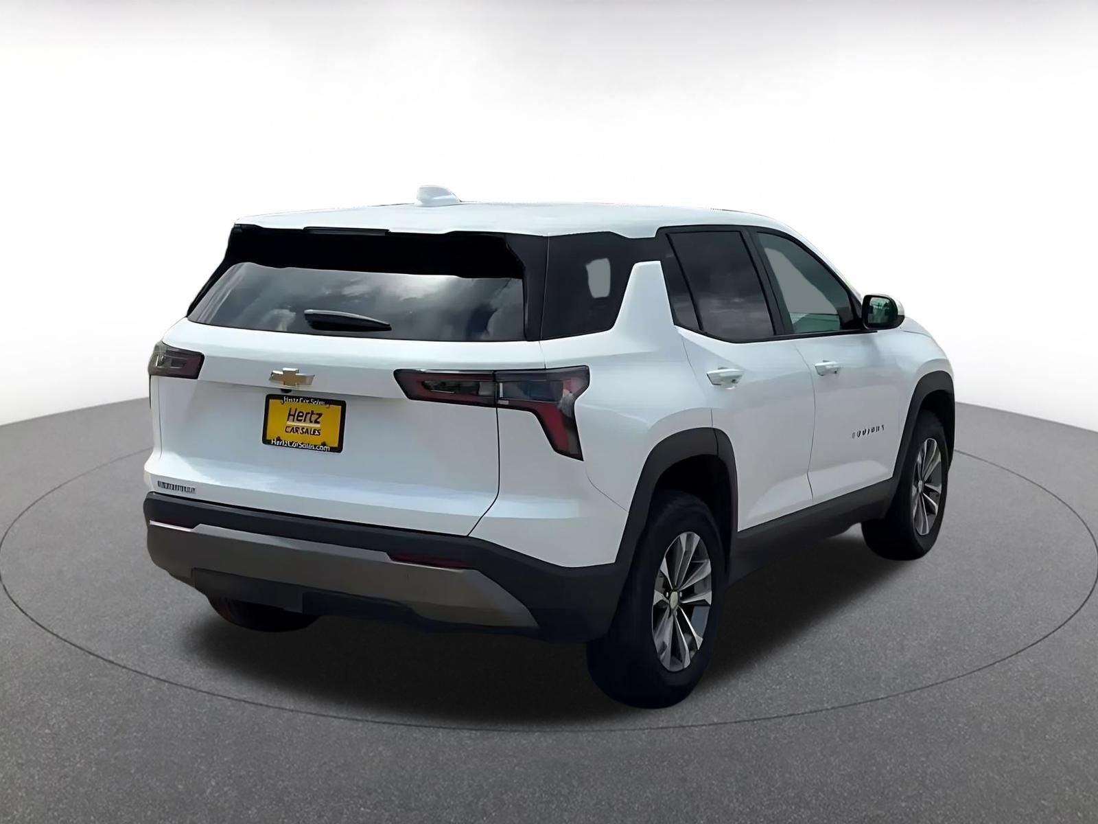 Used 2025 Chevrolet Equinox LT FWD image 13