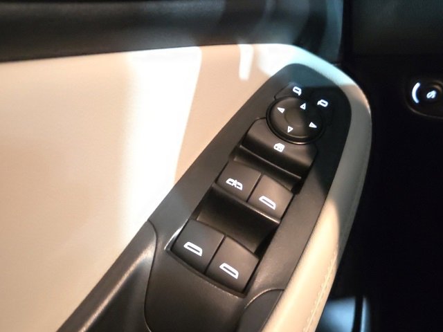 Used 2020 Buick Encore GX Preferred w/ Cold Weather Comfort Package image 21