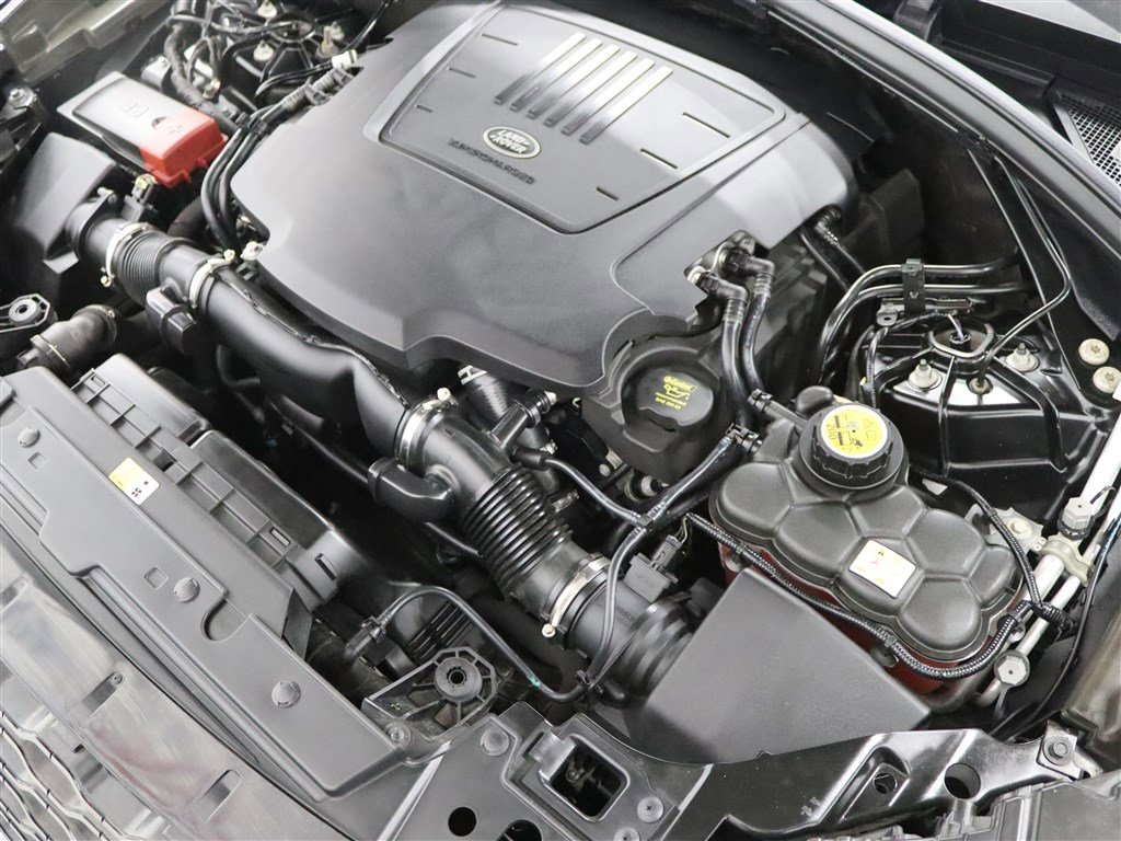 Used 2020 Land Rover Range Rover Velar R-Dynamic HSE image 39