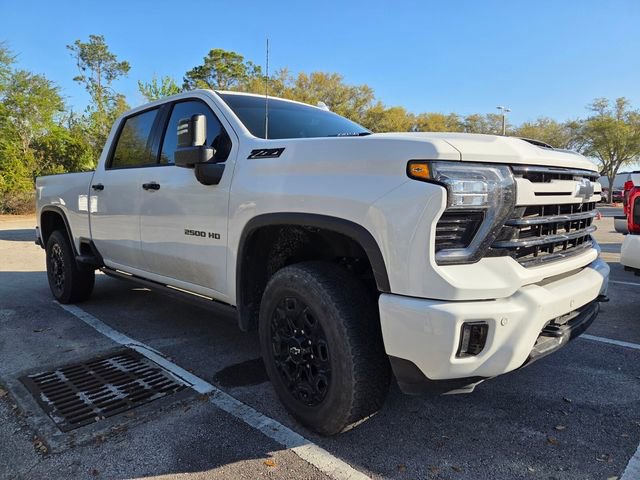 Used 2024 Chevrolet Silverado 2500 LTZ w/ LTZ Plus Package image 3