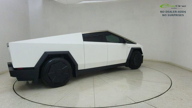 Used 2024 Tesla Cybertruck AWD Crew Cab image 67