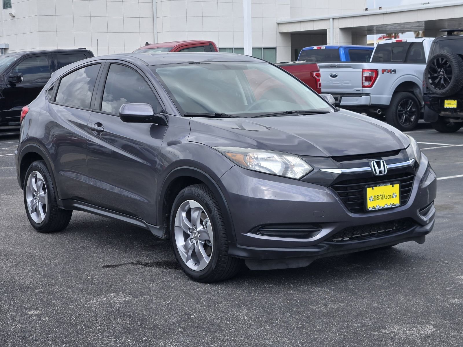 Used 2018 Honda HR-V LX image 3