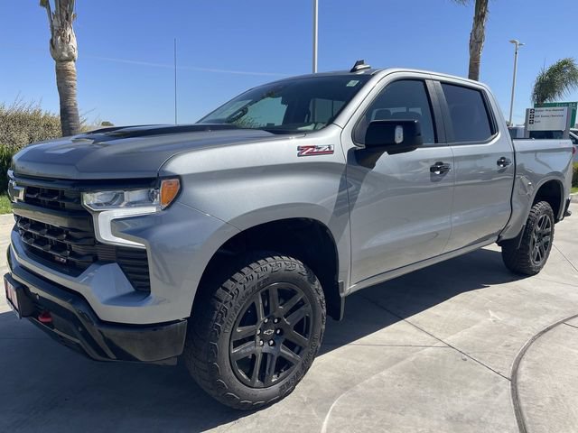 Used 2024 Chevrolet Silverado 1500 LT Trail Boss w/ LT Trail Boss Premium Package AWD/4WD image 4