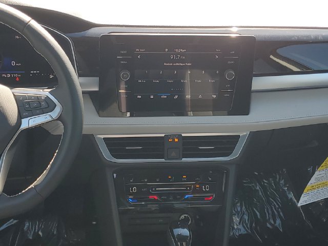 New 2027 Volkswagen Taos SE AWD/4WD image 13