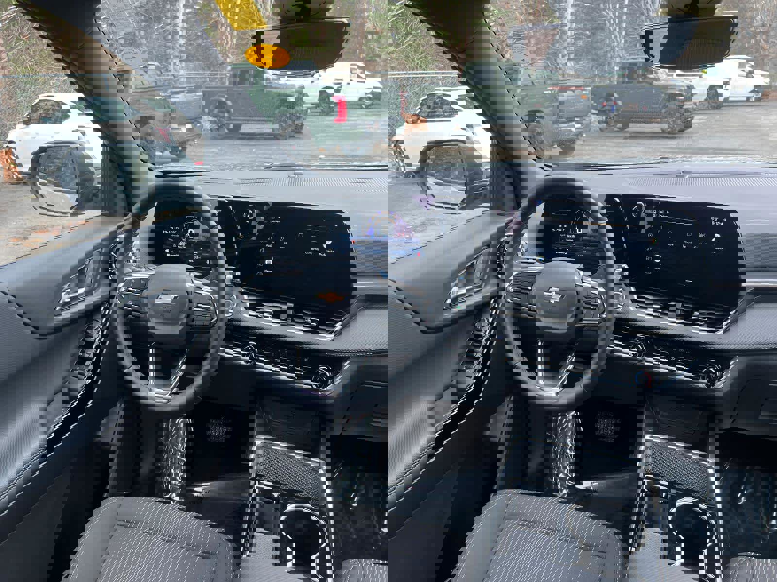 Certified 2025 Chevrolet Equinox LT w/ Safety and Technology Package AWD/4WD image 35