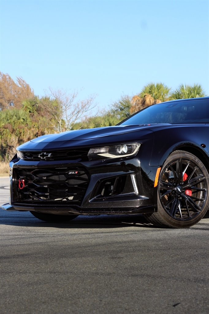 Used 2022 Chevrolet Camaro SS w/ Redline Edition image 3