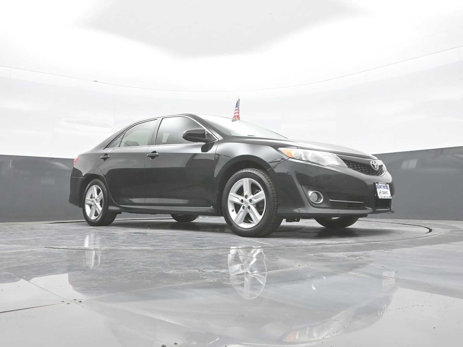 Used 2014 Toyota Camry SE FWD image 77