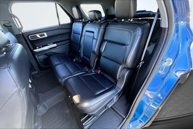 Used 2023 Ford Explorer XLT w/ Equipment Group 202A image 21