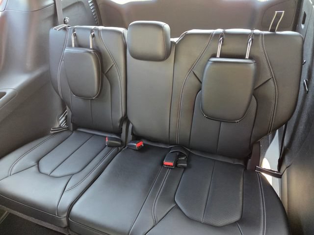 New 2026 Chrysler Pacifica Select FWD image 6