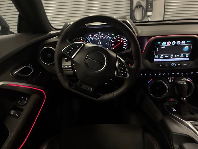 Used 2017 Chevrolet Camaro ZL1 RWD image 13
