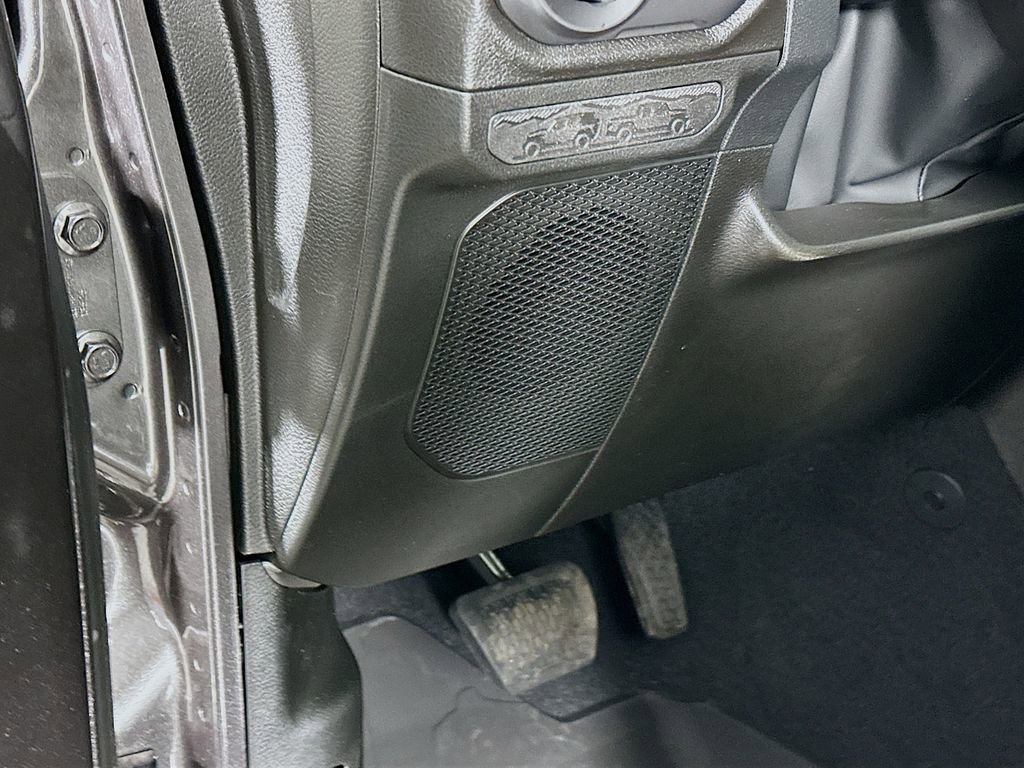 New 2026 Jeep Gladiator Sport AWD/4WD image 25