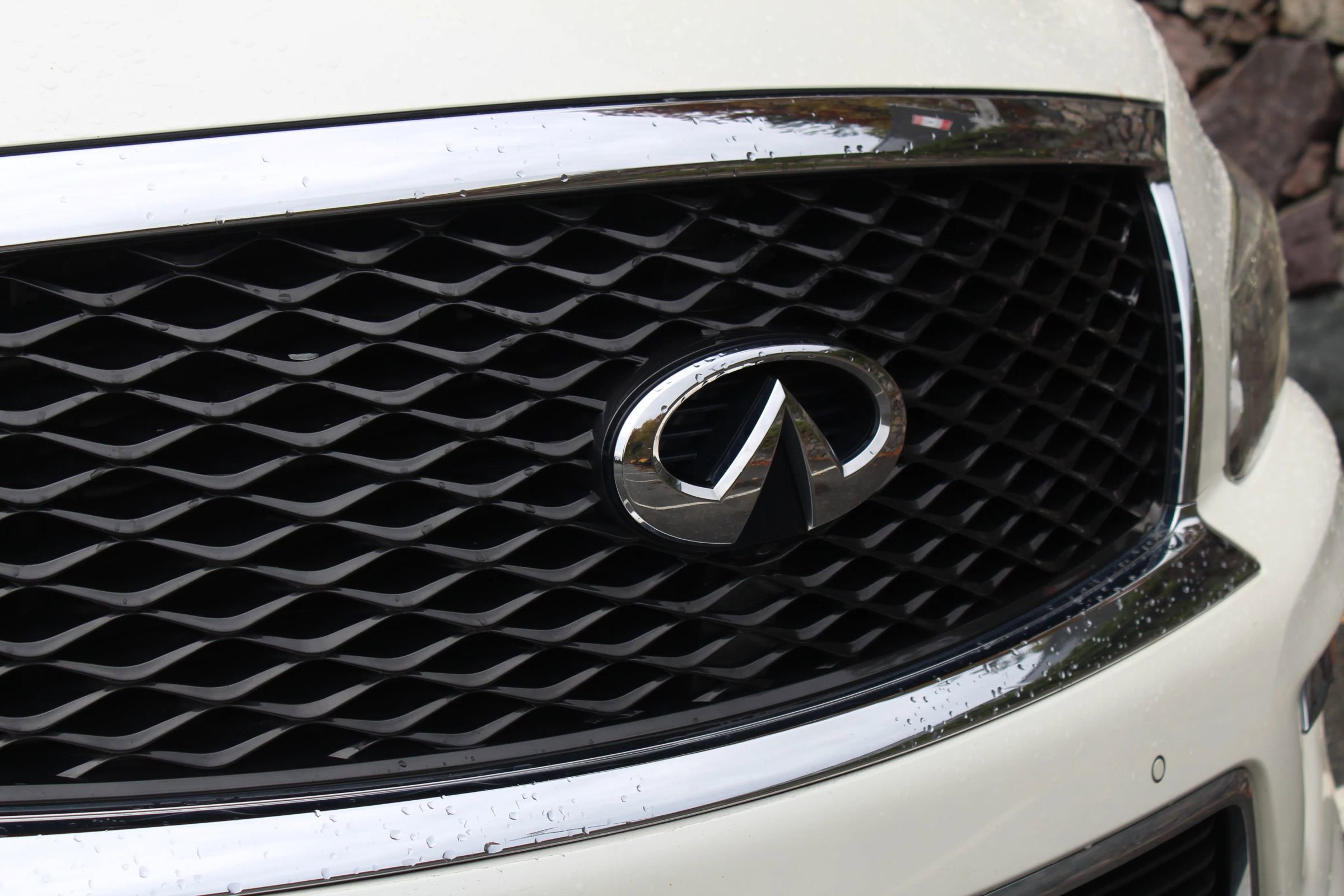 Used 2017 INFINITI QX80 4WD w/ Driver Assistance Package image 40