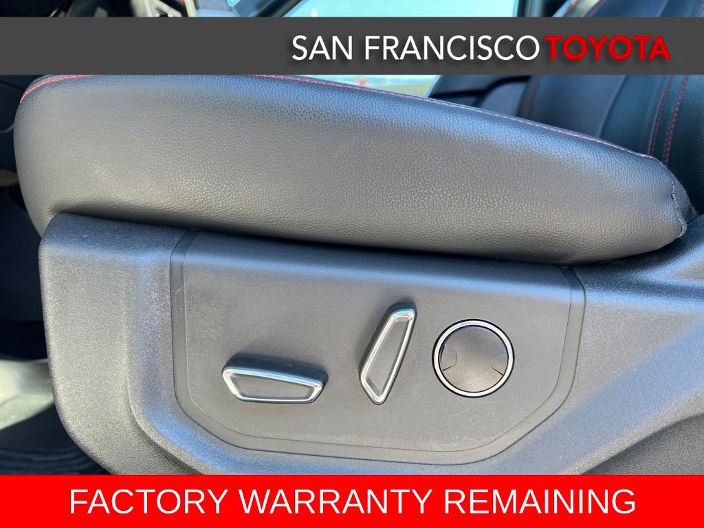 Used 2024 Ford Expedition Limited image 12