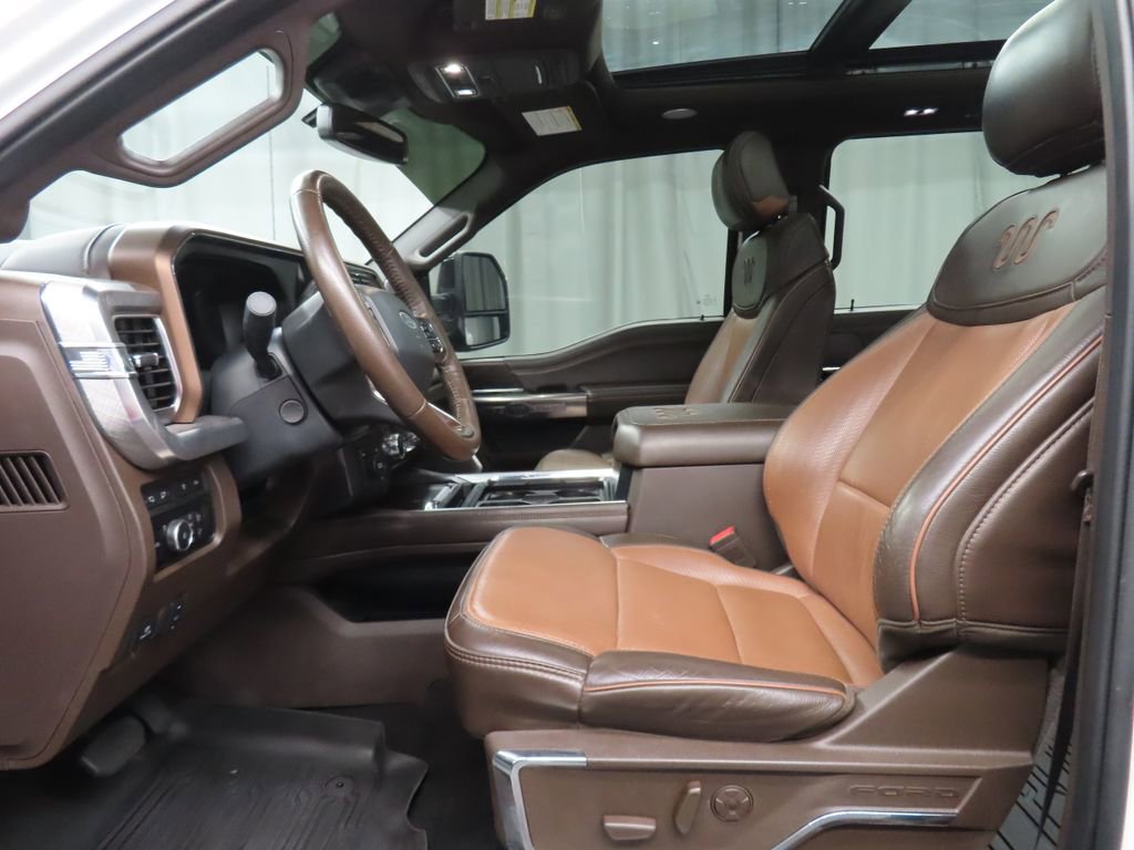 Used 2024 Ford F350 King Ranch image 12