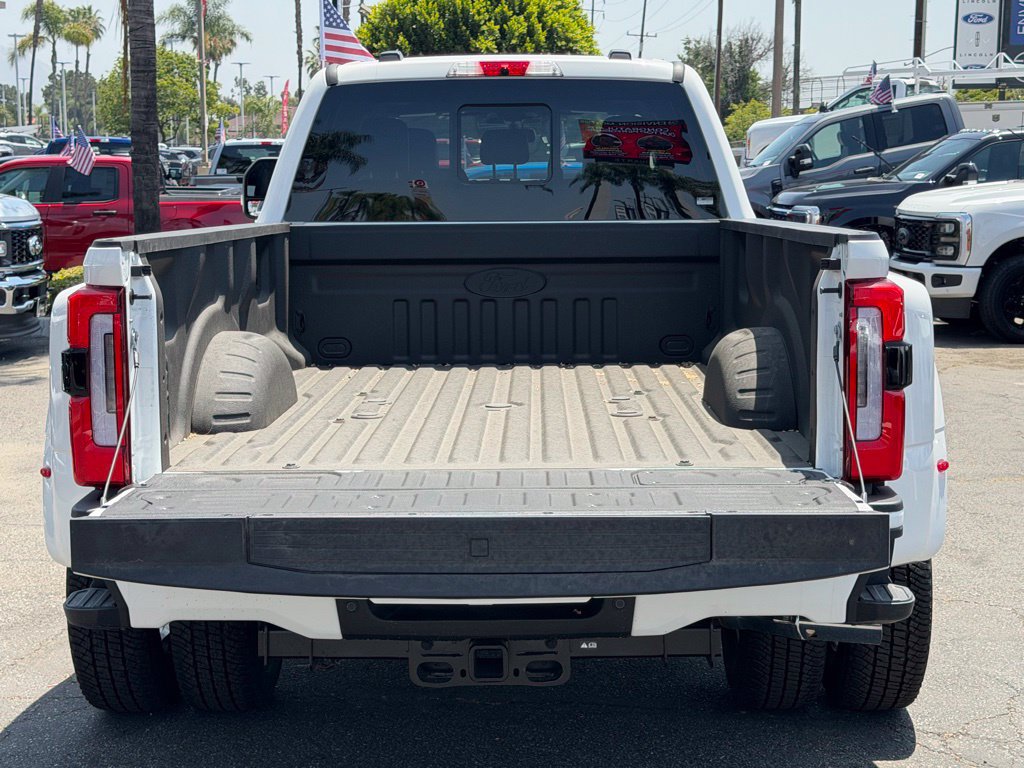 New 2026 Ford F350 Platinum AWD/4WD image 15