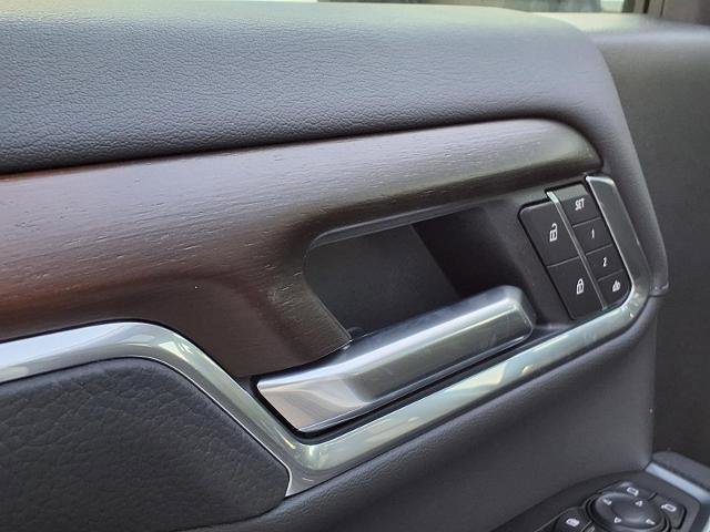 New 2026 GMC Sierra 3500 Denali w/ Denali Reserve Package image 16