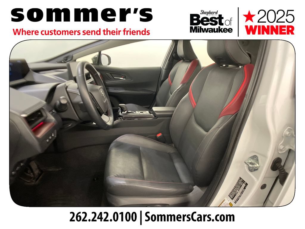Used 2023 Toyota Prius Prime Premium FWD image 9