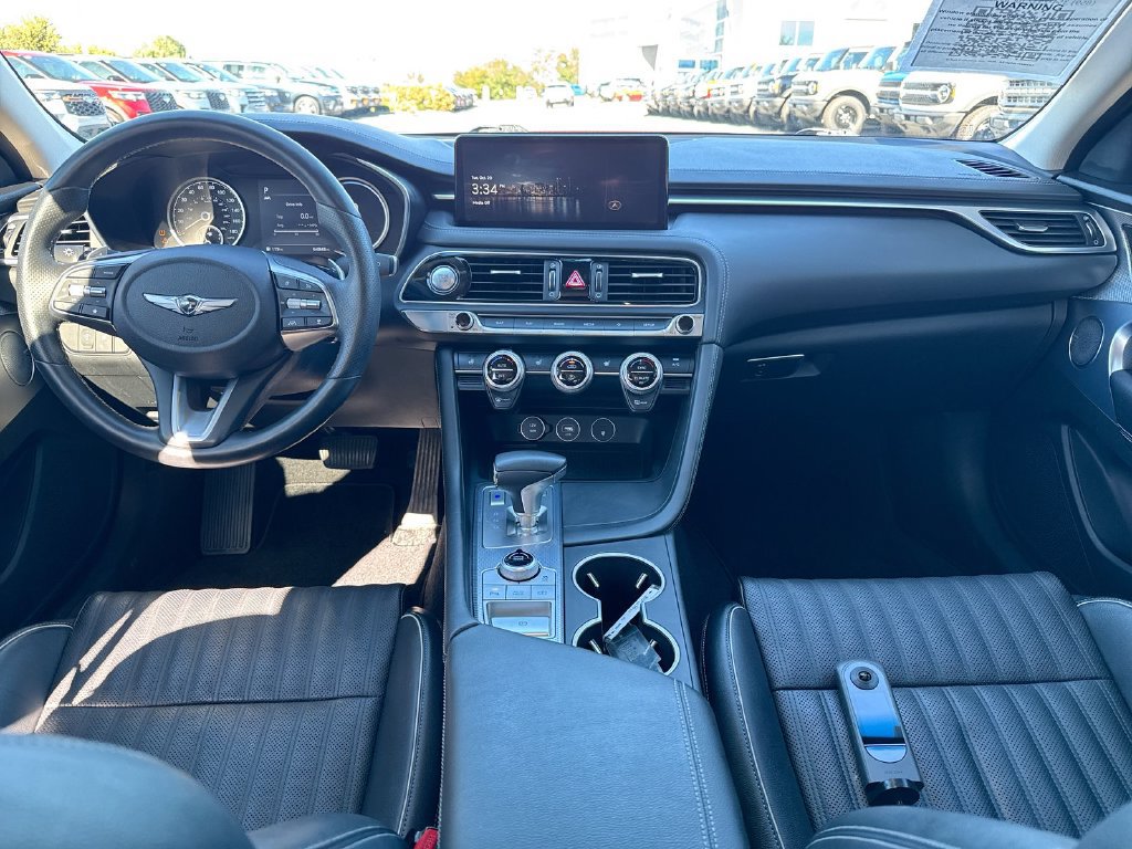 Used 2022 Genesis G70 2.0T w/ Prestige Package AWD/4WD image 10