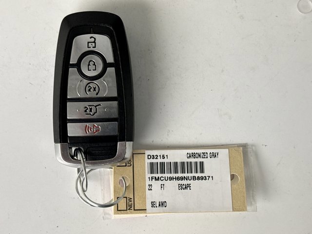 Used 2022 Ford Escape SEL image 19