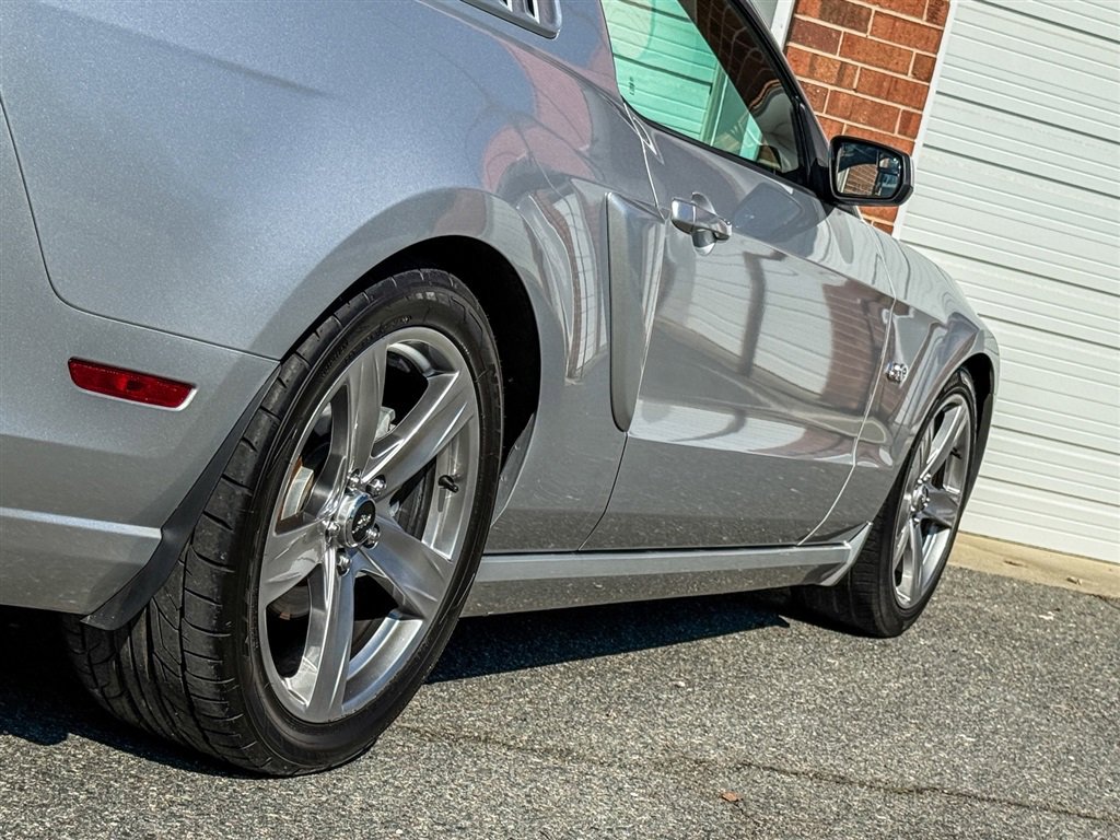 Used 2013 Ford Mustang GT Premium w/ GT Coupe Accessory Pkg 5 image 39