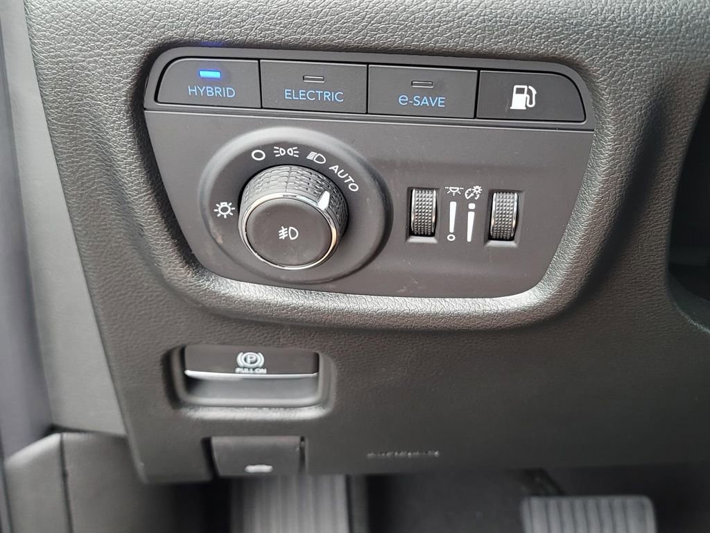 New 2025 Jeep Grand Cherokee Trailhawk AWD/4WD image 36
