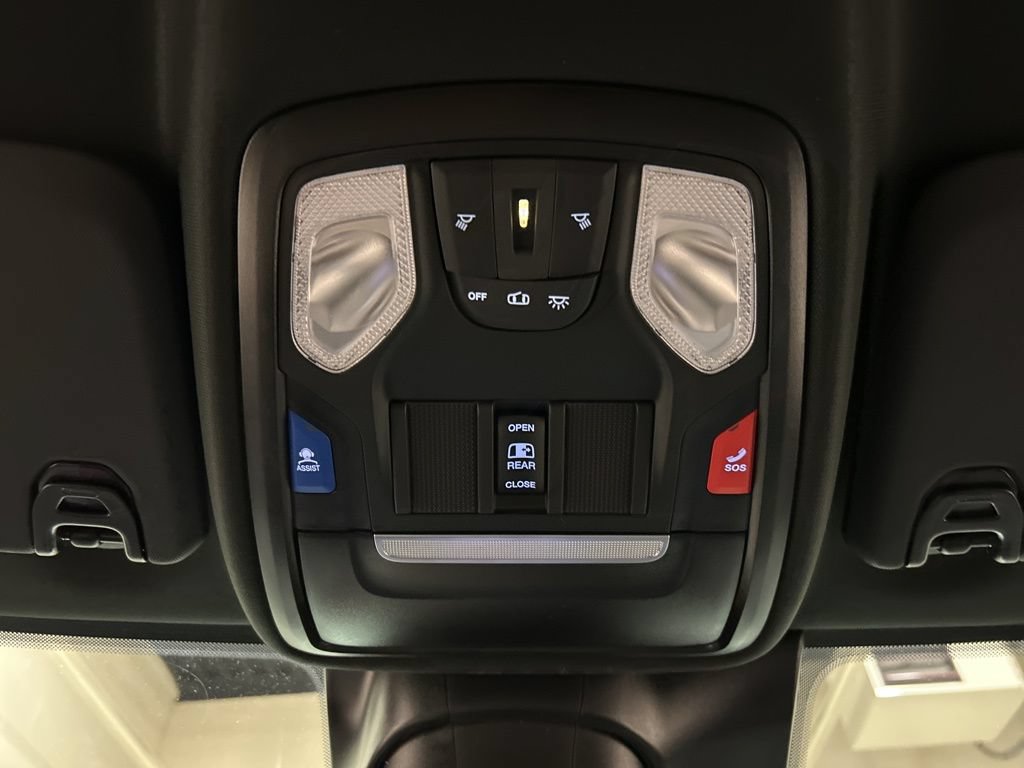 New 2026 RAM 5500 Tradesman AWD/4WD image 24