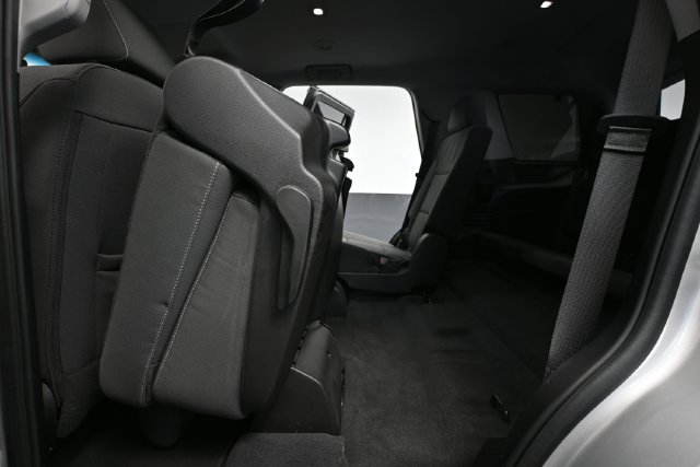 Used 2020 GMC Yukon SLE w/ SLE Value Package AWD/4WD image 34