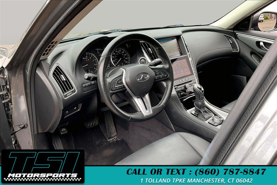 Used 2019 INFINITI Q50 Luxe w/ Essential Package (3.0T Luxe) AWD/4WD image 14