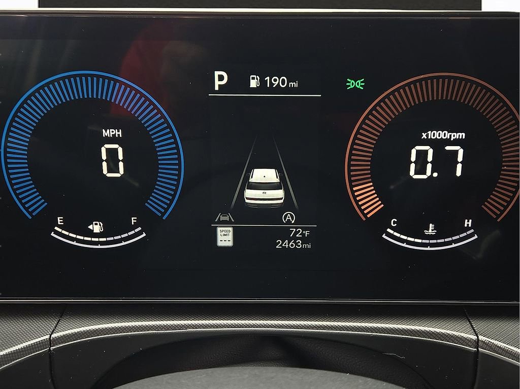 Used 2025 Hyundai Santa Fe SE image 18