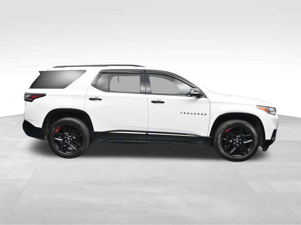 Used 2019 Chevrolet Traverse Premier w/ Redline Edition FWD image 6
