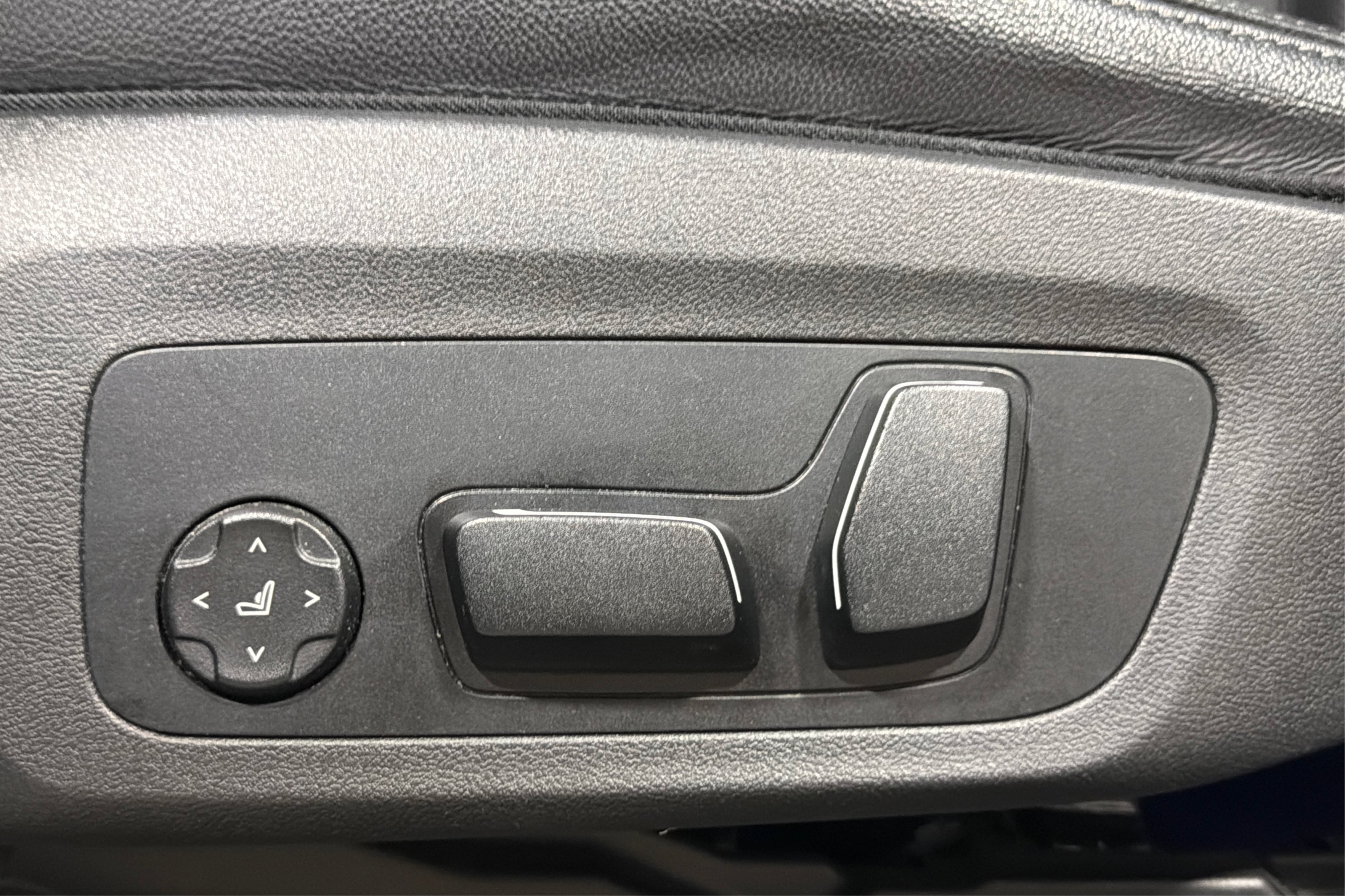 Used 2024 BMW X3 xDrive30i AWD/4WD image 19