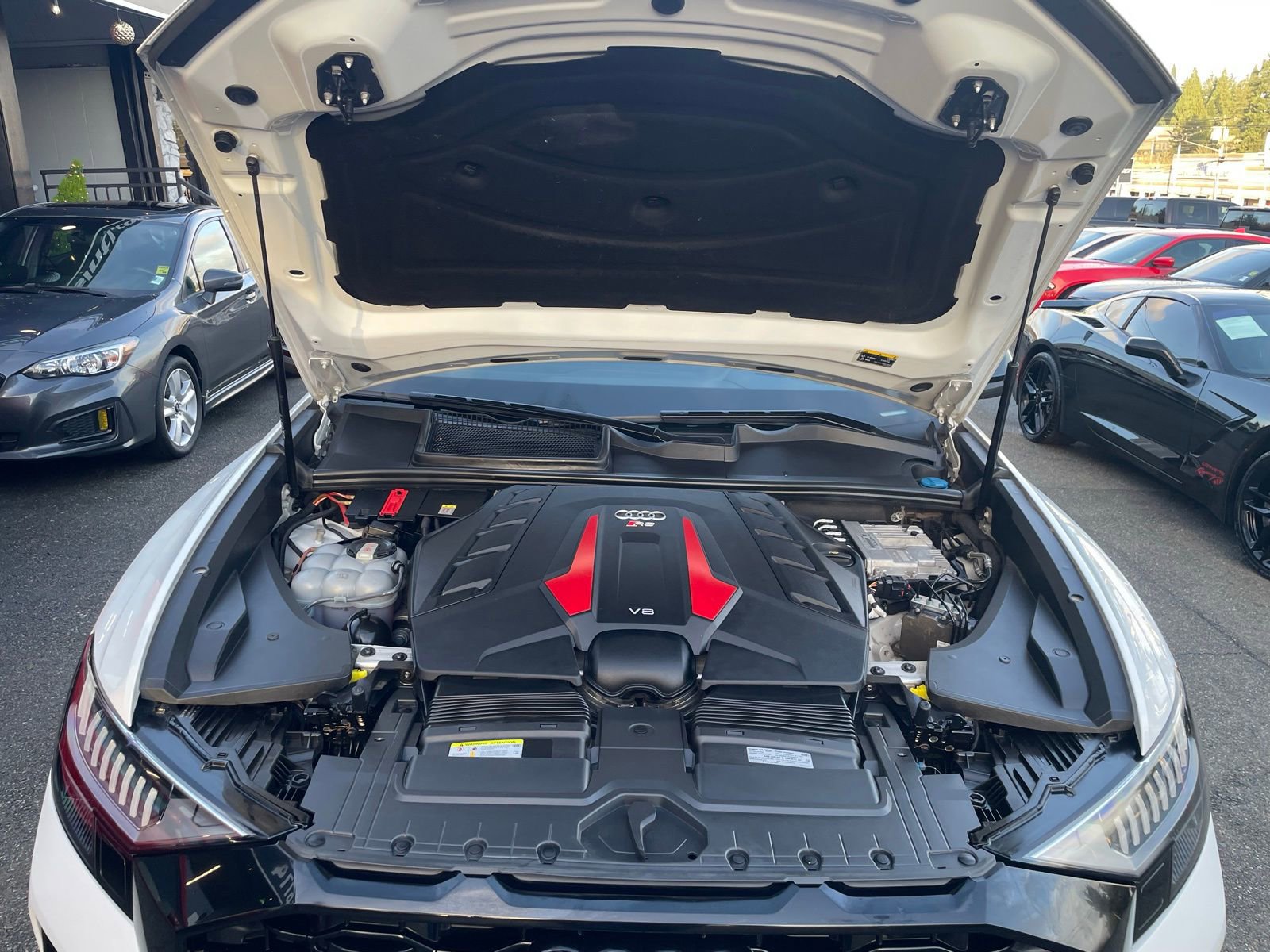 Used 2022 Audi RS Q8 AWD/4WD image 46