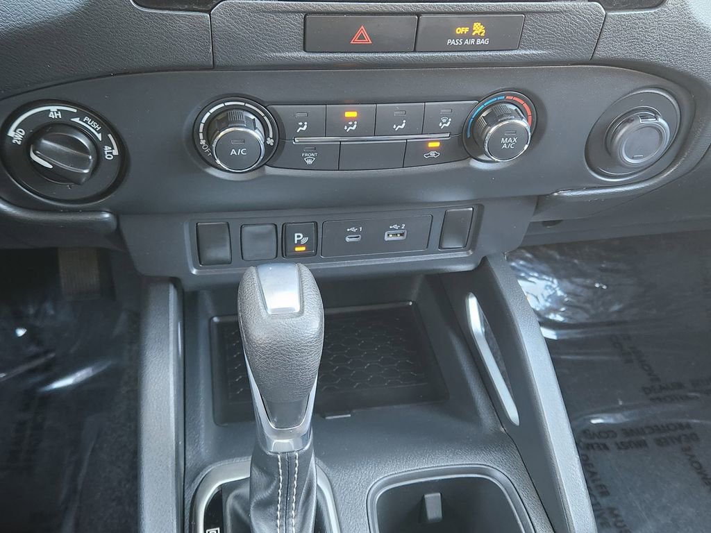 Used 2022 Nissan Frontier SV w/ Technology Package image 22
